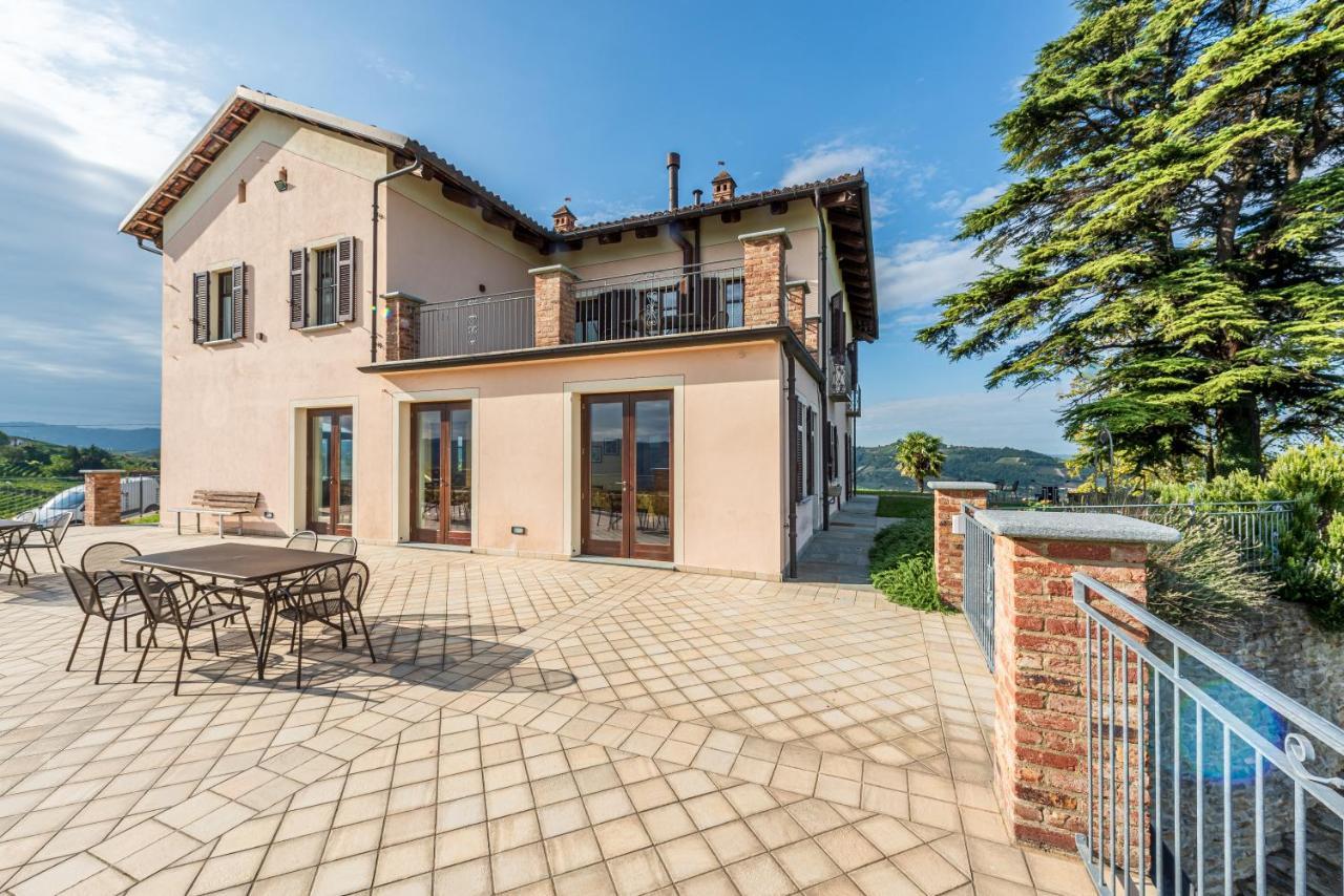 Villa Bricco Paglieri, Entire Villa Alba  Extérieur photo