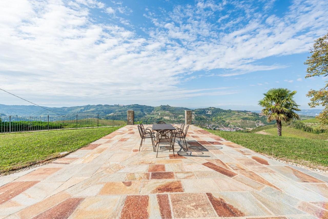 Villa Bricco Paglieri, Entire Villa Alba  Extérieur photo