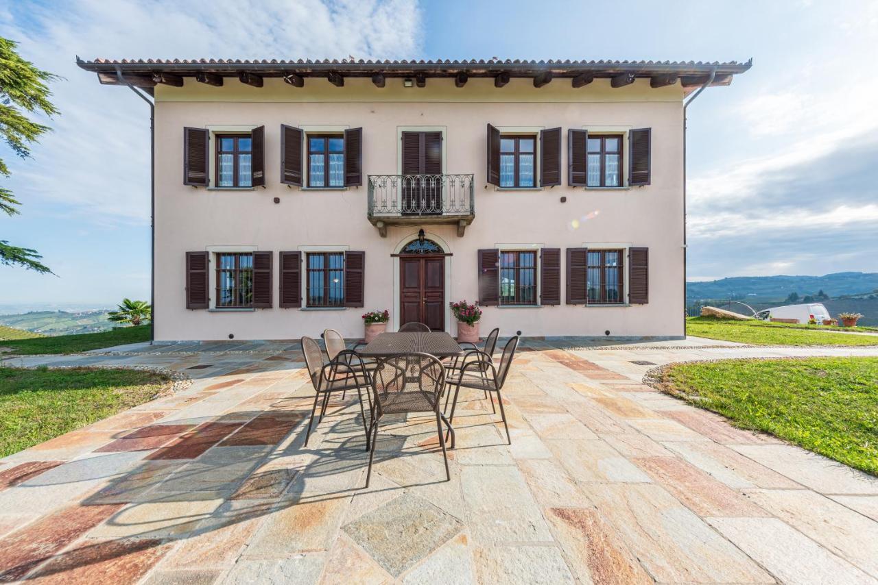 Villa Bricco Paglieri, Entire Villa Alba  Extérieur photo