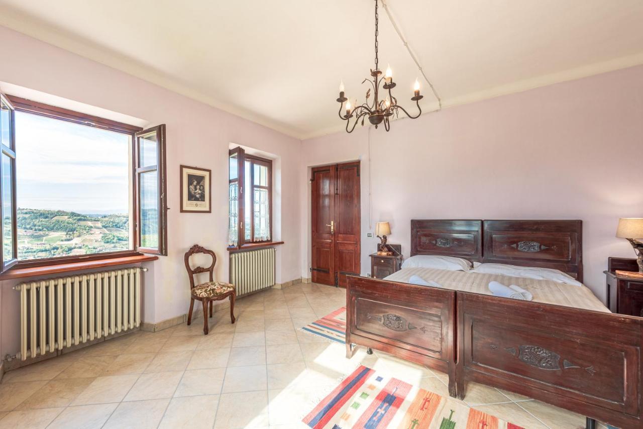 Villa Bricco Paglieri, Entire Villa Alba  Extérieur photo
