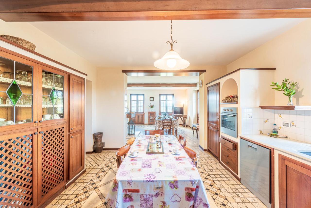 Villa Bricco Paglieri, Entire Villa Alba  Extérieur photo