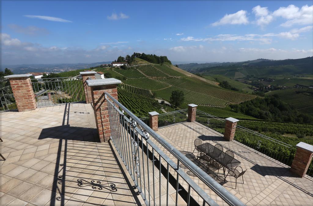 Villa Bricco Paglieri, Entire Villa Alba  Extérieur photo